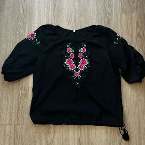 Floral Embroidered Bubble Sleeve Top handmade